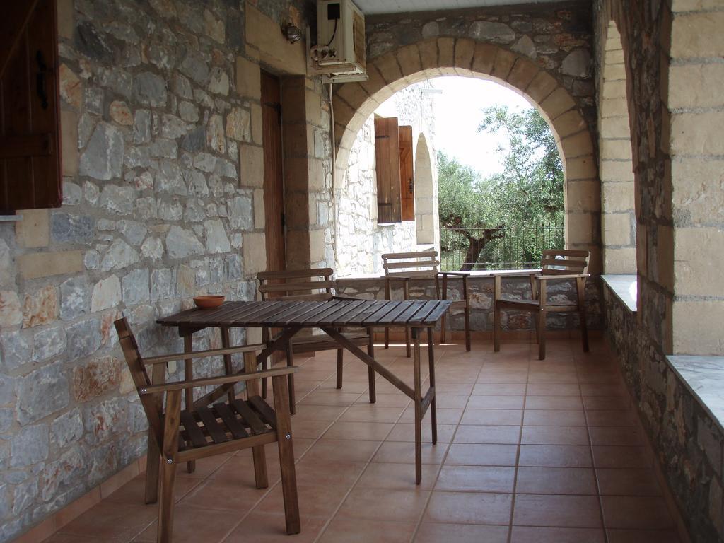 Villa Io Stoúpa Zimmer foto